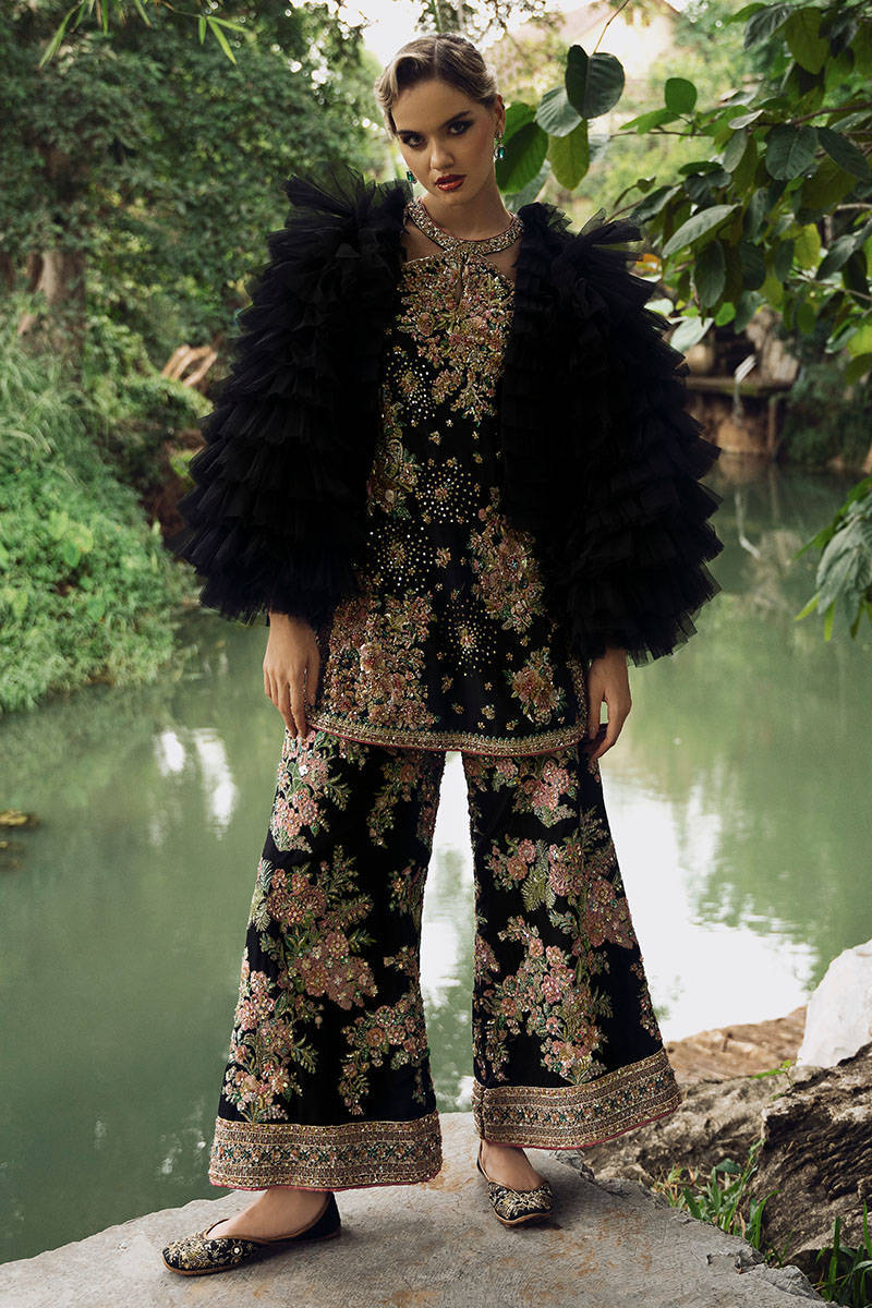 Zainab Salman - Forever Bloom