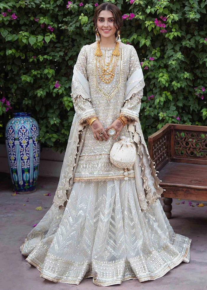 3PC Lawn Cotton Neck Embroidered